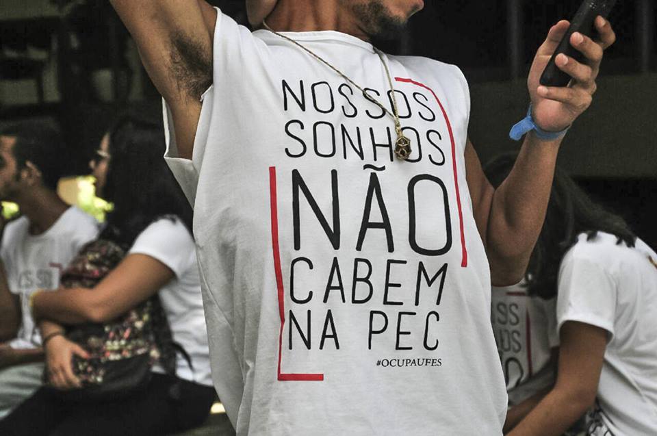 A manifestação desta terça-feira em Brasilia era contra a PEC, virou Fora Temer. Foto Mídia Ninja