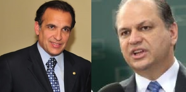 Hugo Leal (PSB-RJ) e Ricardo Barros (PP-PR) acabaram sozinhos na defesa da nomeação de Tania Cremonini. Fotos reprodução 